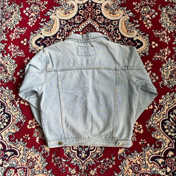 Vintage Lightwash Jean Jacket Men’s Medium Patches Northern Climate Denim Coat - Picture 3 of 8